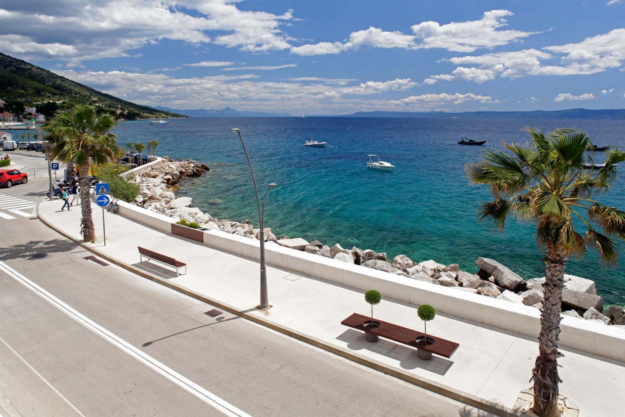 Amazing Waterfront Apartments Bol Dış mekan fotoğraf