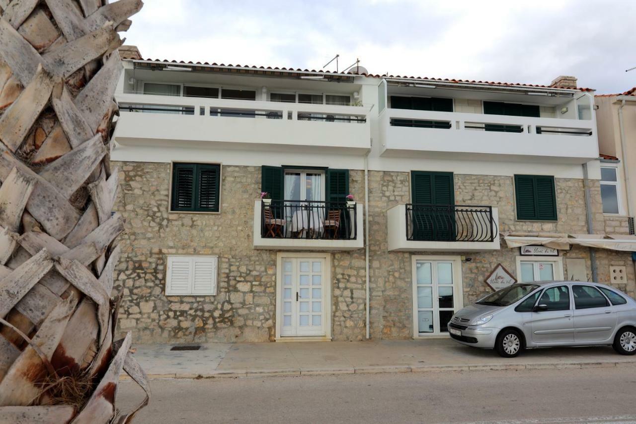 Amazing Waterfront Apartments Bol Dış mekan fotoğraf